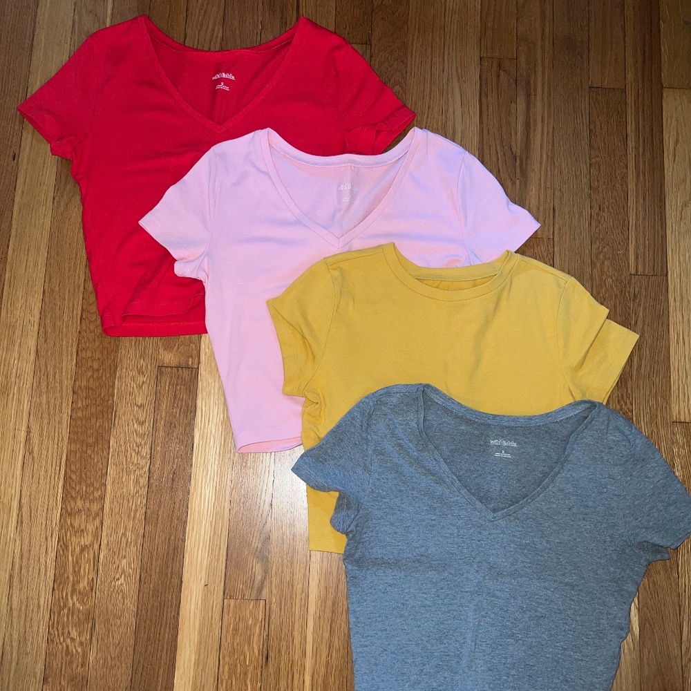 Wild Fable Set of 4 Cropped Shirts SMALL